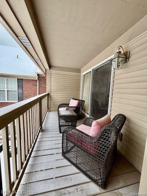 28560 CARLTON WAY Drive, Novi, MI 48377 — Photo 15