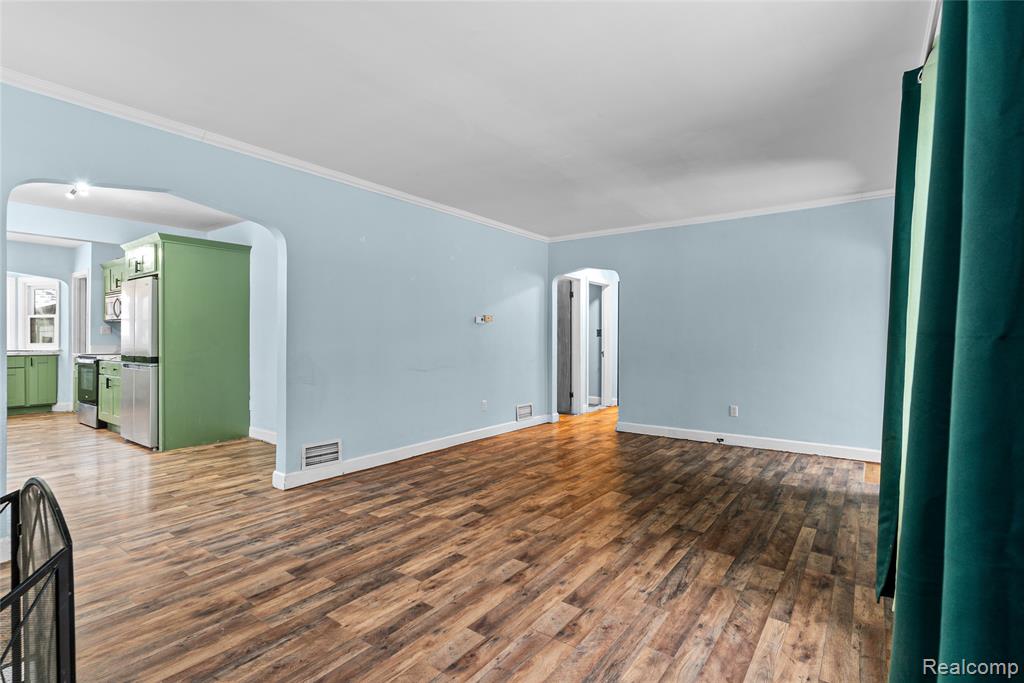 206 E Tuscola Street, Durand, MI 48429 — Photo 9