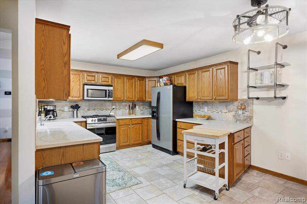 4333 E Michigan Avenue, Jackson, MI 49201 — Photo 9