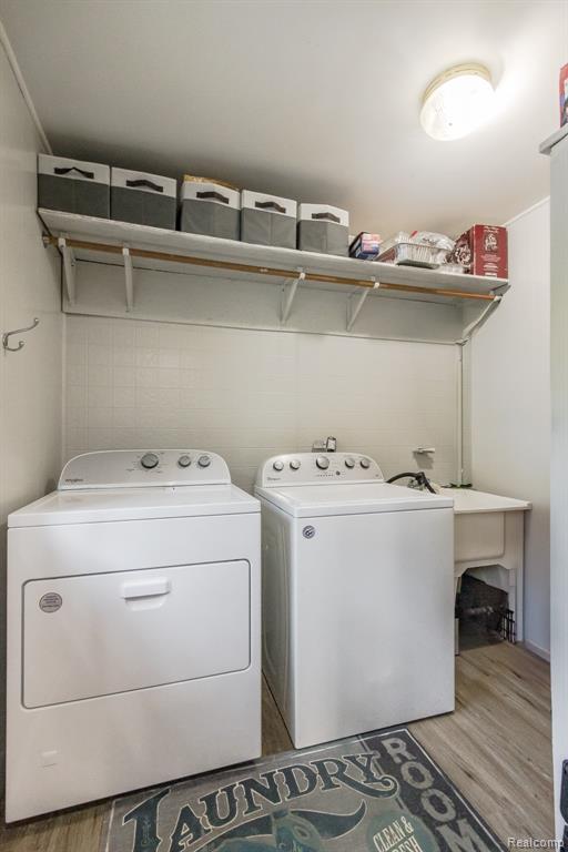 6621 Doyon Drive S, Waterford, MI 48327 — Photo 13