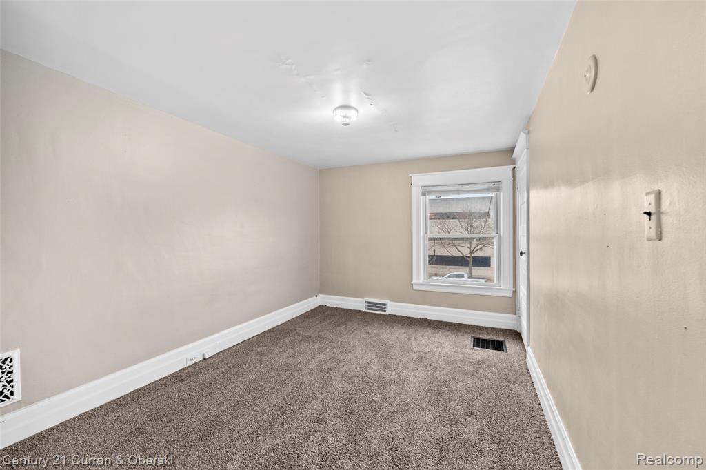 902 S Washington Avenue, Royal Oak, MI 48067 — Photo 10