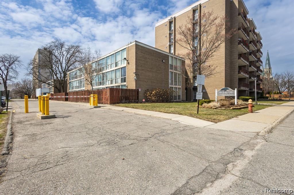1973 Orleans Street, Detroit, MI 48207 — Photo 9