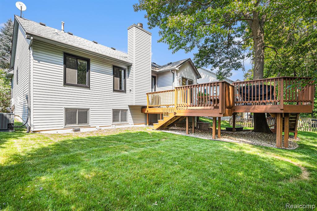 7907 Hoffman Drive, Waterford, MI 48327 — Photo 22
