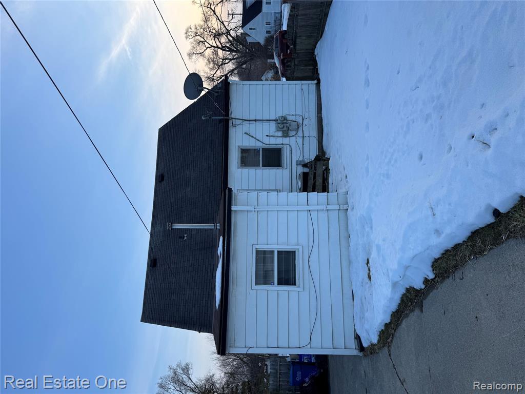 7535 Meadow Avenue, Warren, MI 48091 — Photo 17