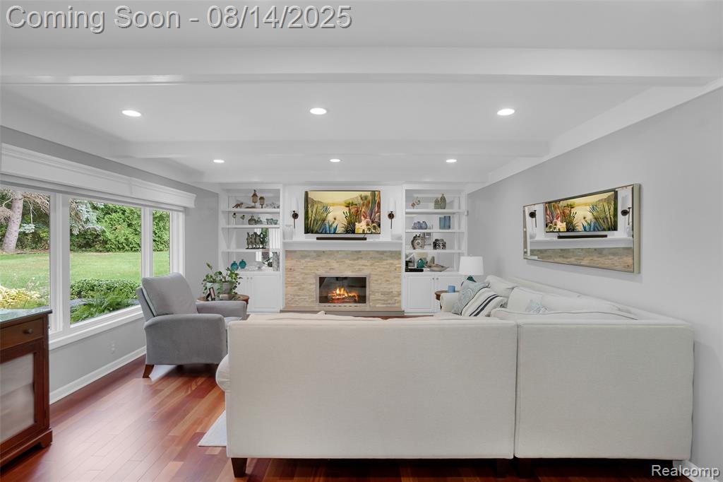 399 Silvervale Drive, Rochester Hills, MI 48309 — Photo 13