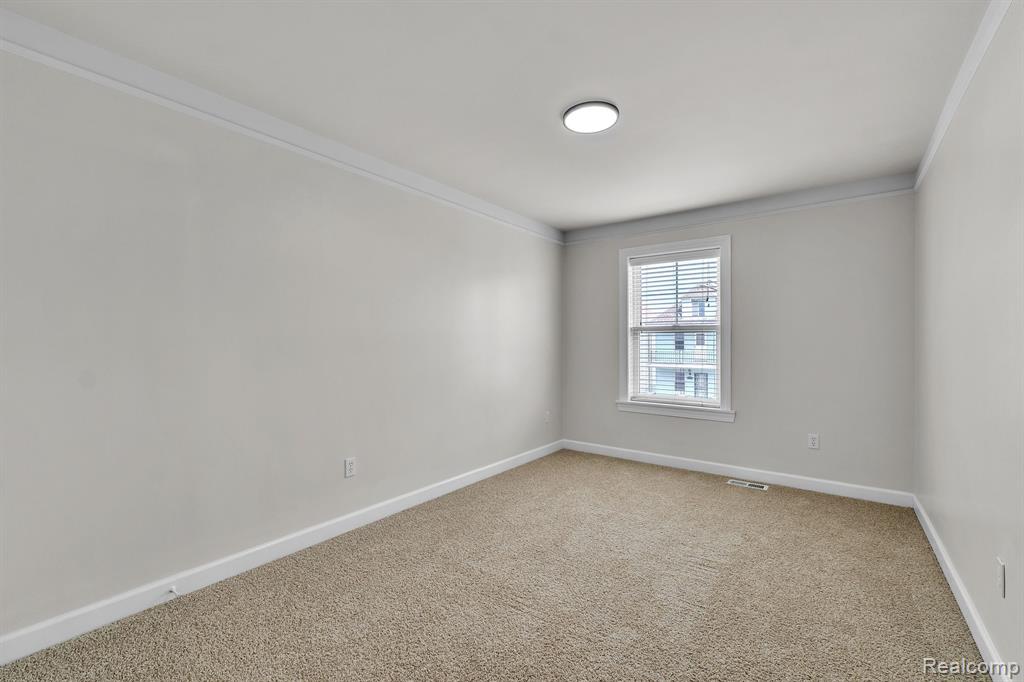 9363 MITCHELL Street, Hamtramck, MI 48212 — Photo 25