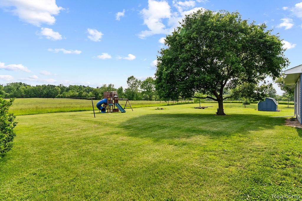 7287 Ray Road, Swartz Creek, MI 48473 — Photo 35