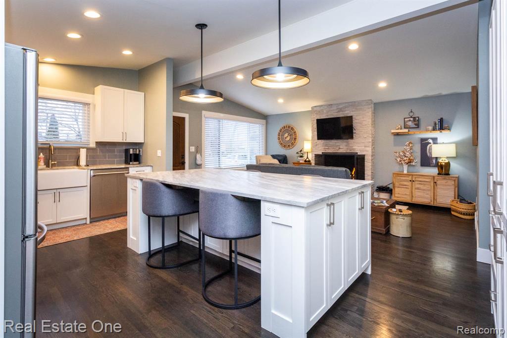 4106 Edgeland Avenue, Royal Oak, MI 48073 — Photo 11