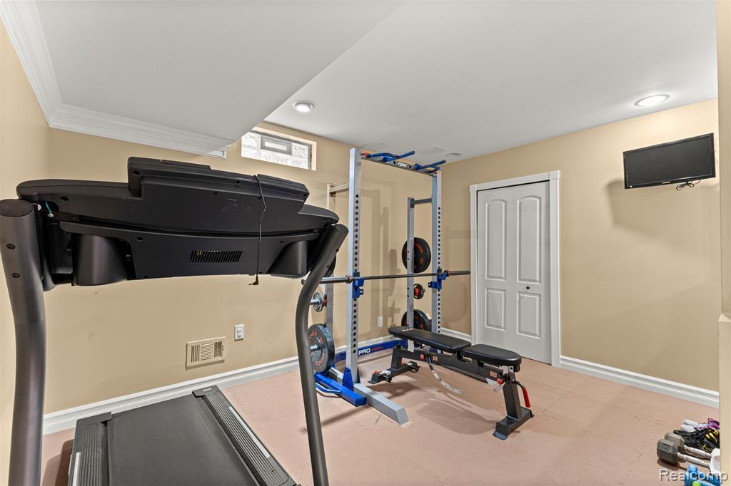 16784 Yellowstone Drive, Northville, MI 48168 — Photo 48