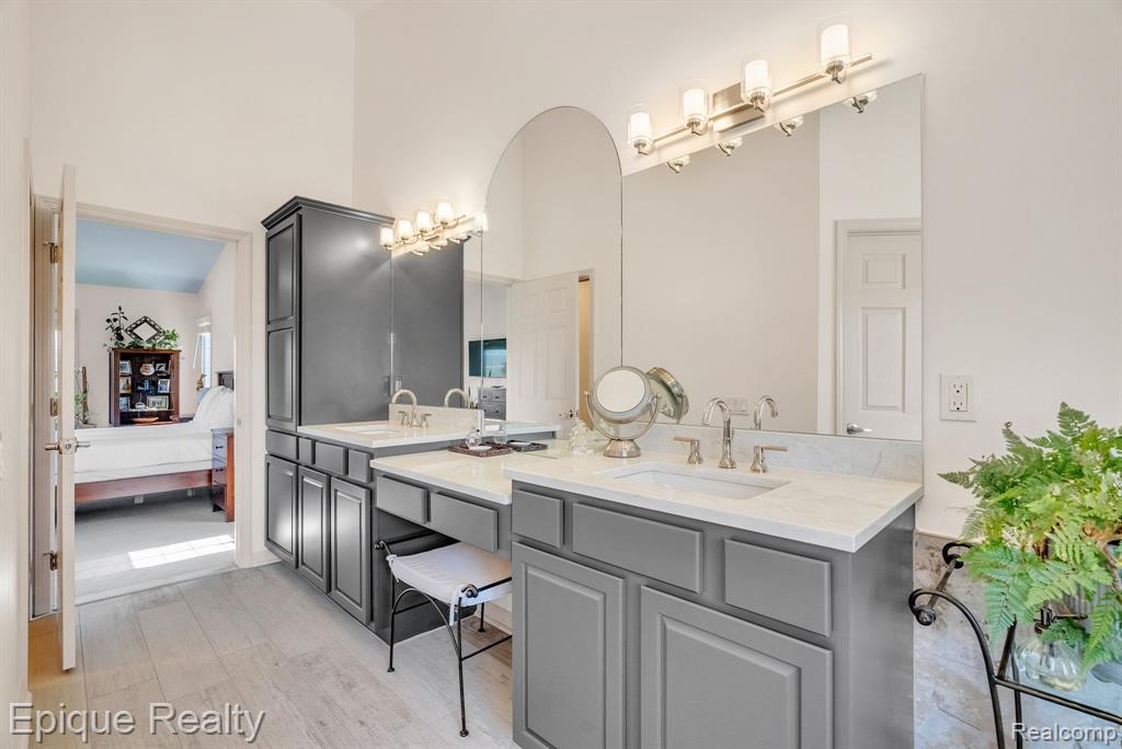 9493 Aspen View Drive, Grand Blanc, MI 48439 — Photo 24