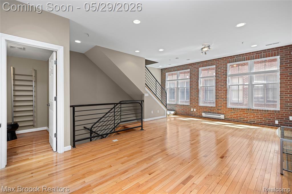 420 Lewis Court, Birmingham, MI 48009 — Photo 12