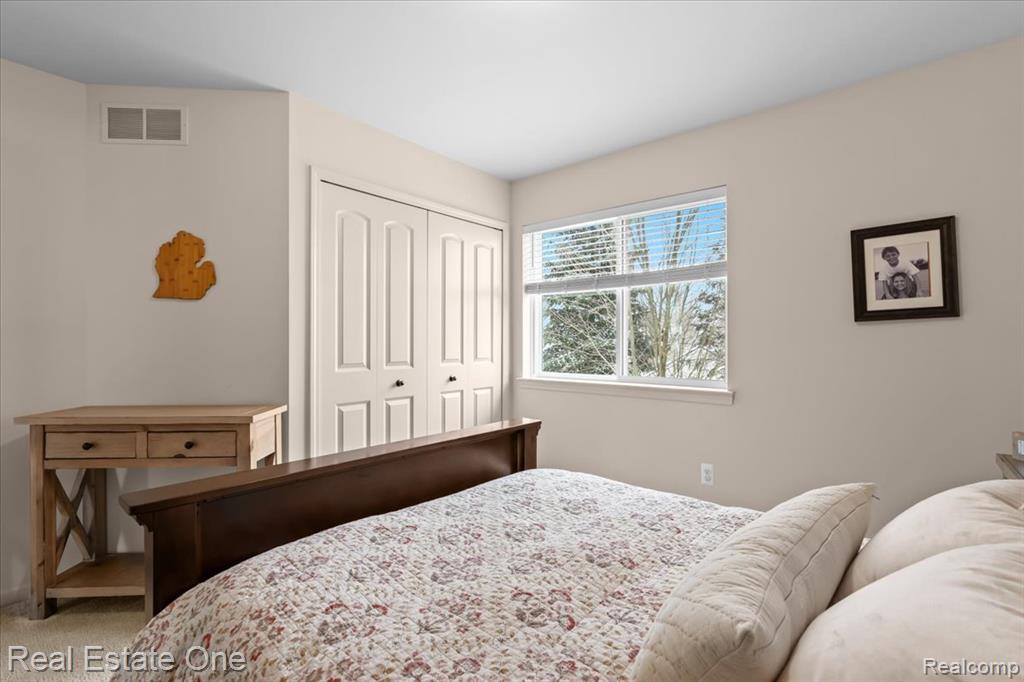 924 Riverstone Court, Milford, MI 48381 — Photo 34