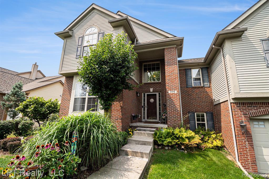 3172 Waldon Ridge Drive, Orion, MI — Photo 4