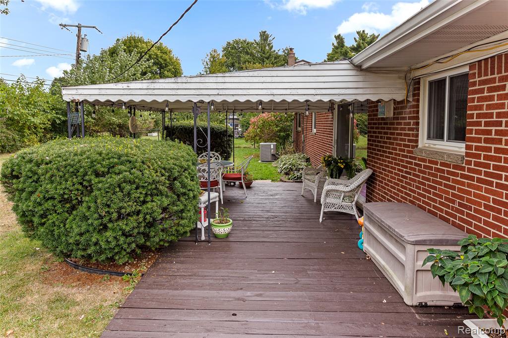 40610 Rock Hill Street, Novi, MI — Photo 31