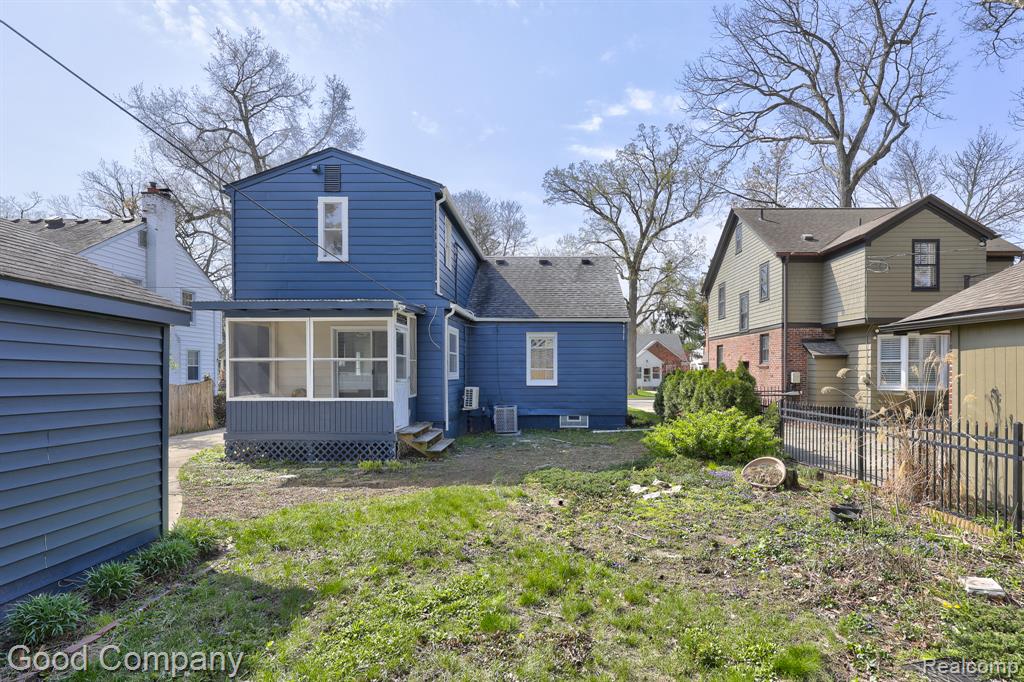 23 Fairwood Boulevard, Pleasant Ridge, MI — Photo 53