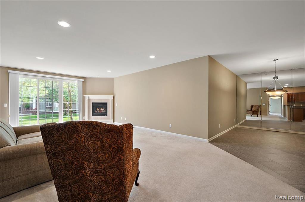 6713 Boulder Pointe Drive, Washington, MI — Photo 9