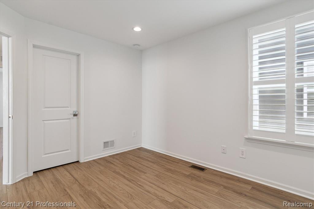 2843 DILLON Drive, Ann Arbor, MI 48105 — Photo 40