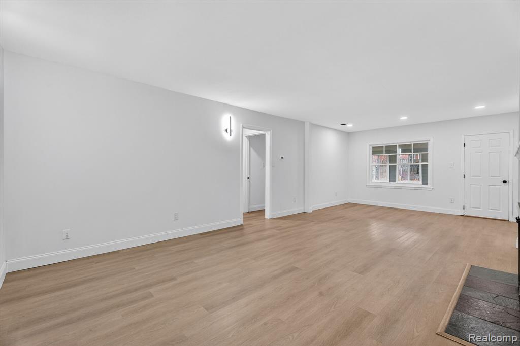 428 Girard Avenue, Royal Oak, MI 48073 — Photo 7