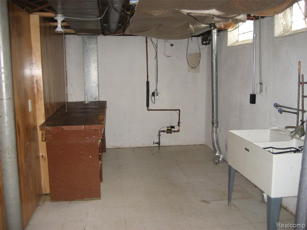 15142 Fordline Street W, Southgate, MI 48195 — Photo 10