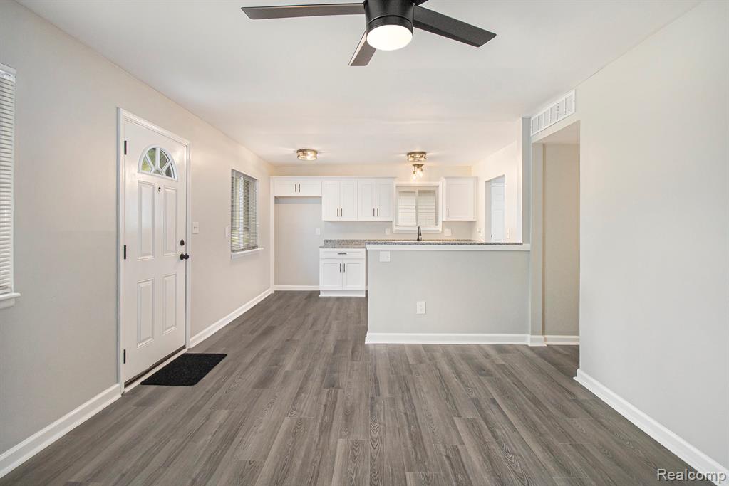 8105 Syracuse Street, Taylor, MI 48180 — Photo 3