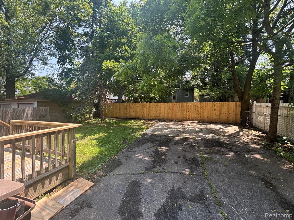 910 Spence Street, Pontiac, MI 48340 — Photo 5
