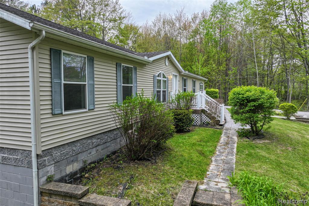 4587 Brown Road, Vassar, MI 48768 — Photo 7