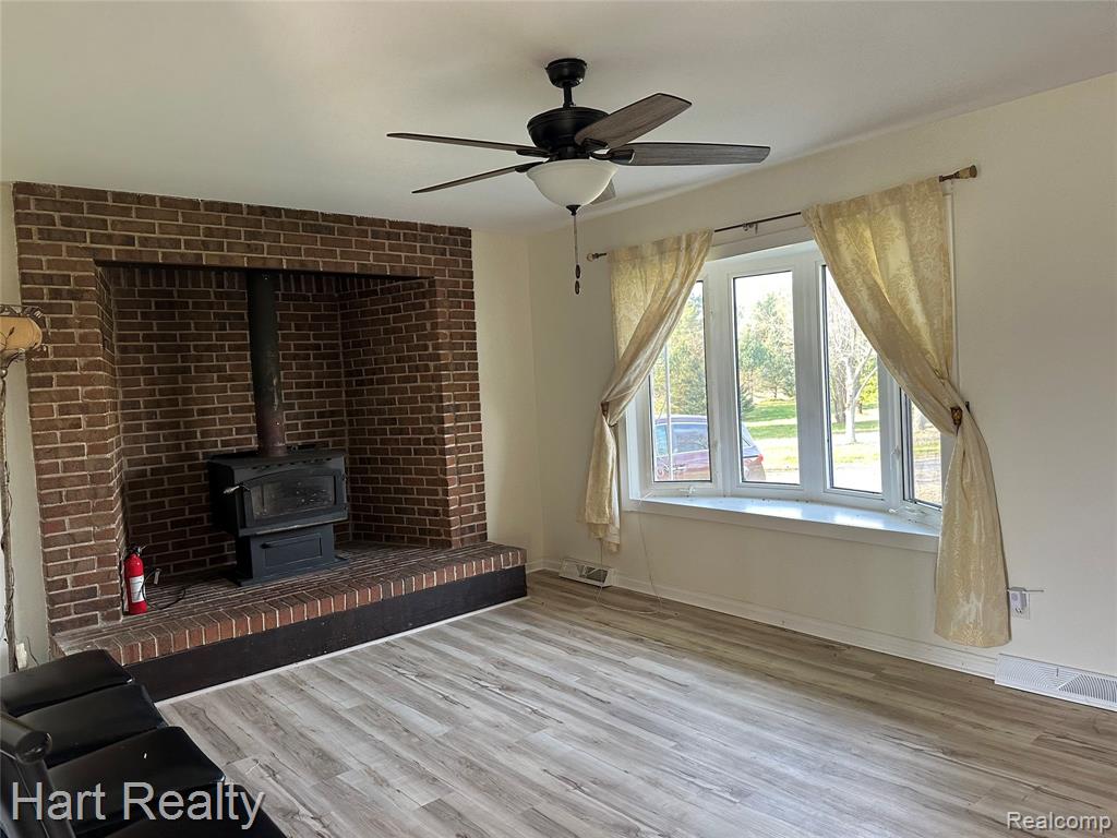 789 W Castle Road, Fostoria, MI 48435 — Photo 3