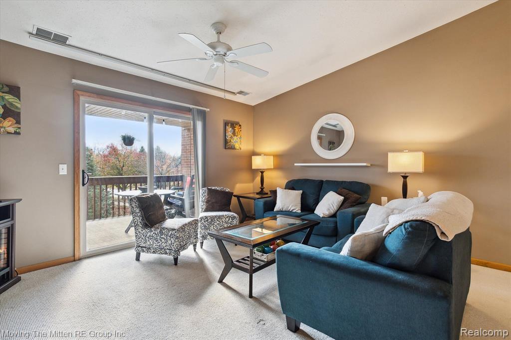 9755 WILDFLOWER, Belleville, MI 48111 — Photo 5