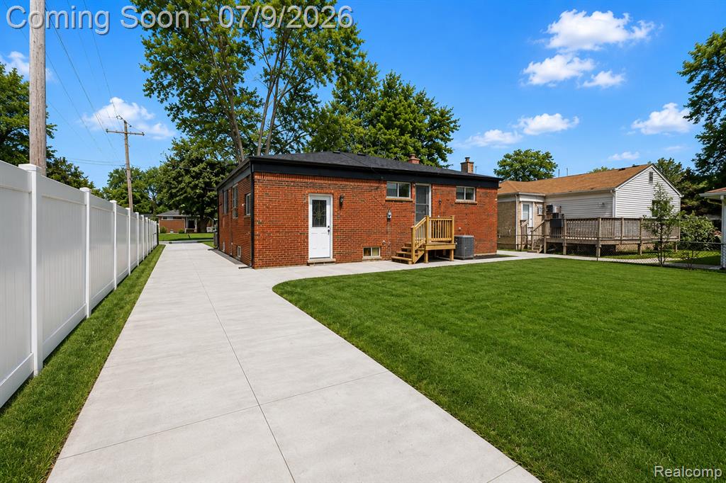 9130 Kinloch, Redford, MI 48239 — Photo 33