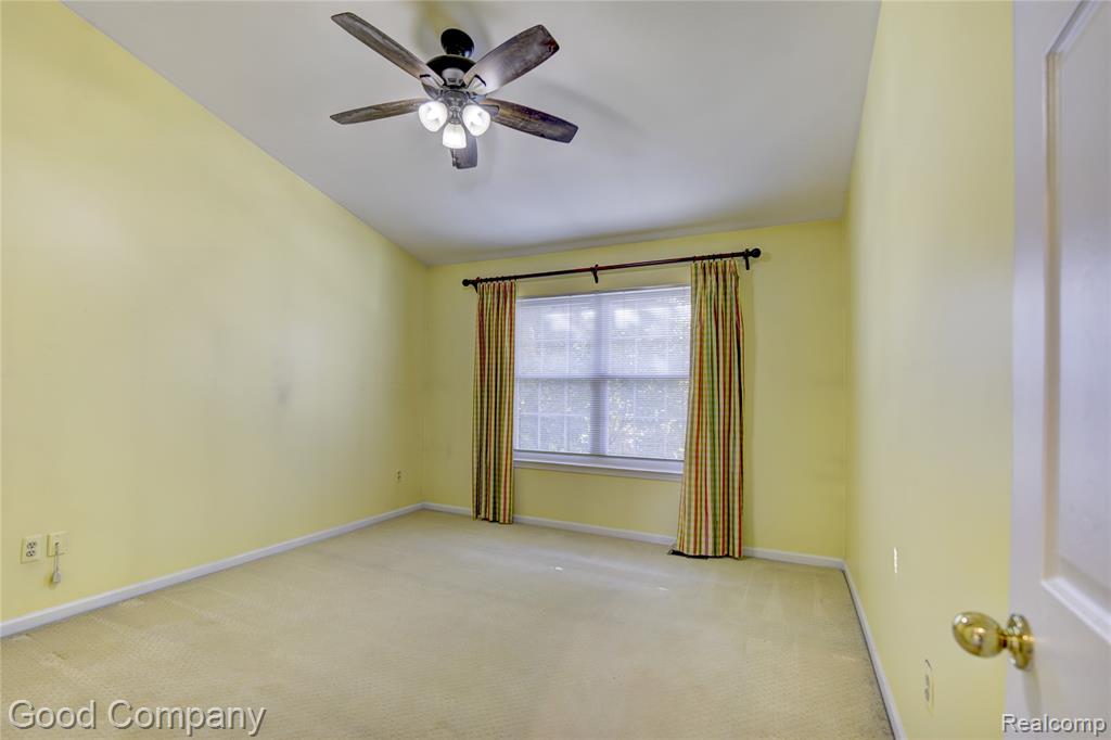 4617 Covington Court, Rochester, MI 48306 — Photo 32