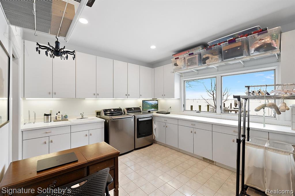 28020 Moran Street, Harrison Township, MI, 00000