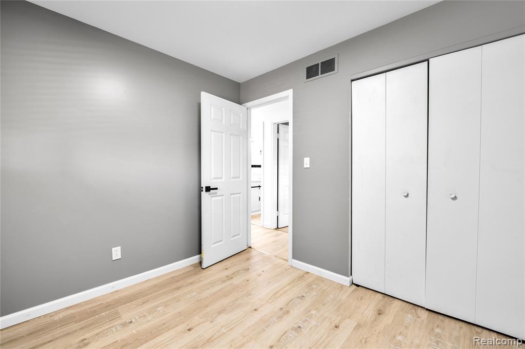 7278 Superior, Center Line, MI 48015 — Photo 14