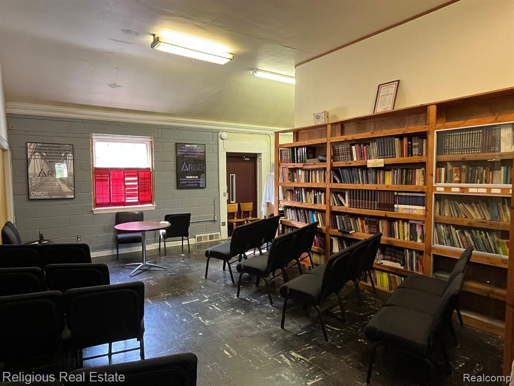 18700 JOY Road - Photo 5