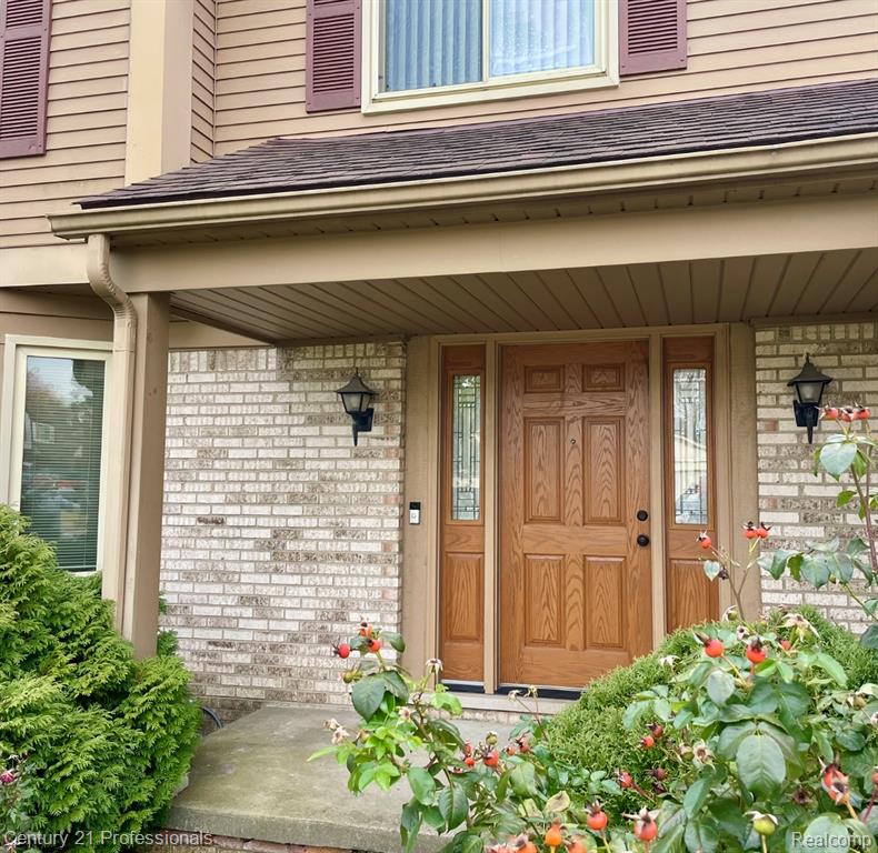 726 Baker Street, Rochester Hills, MI 48307 — Photo 4