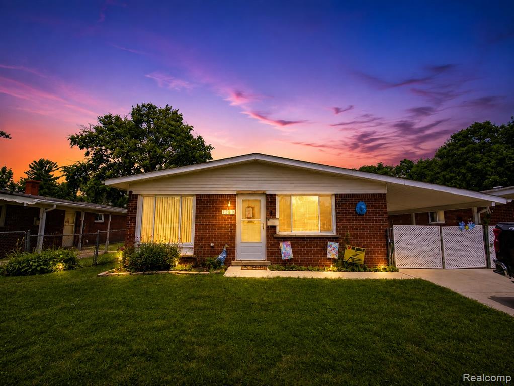 7541 Harrison Street, Westland, MI