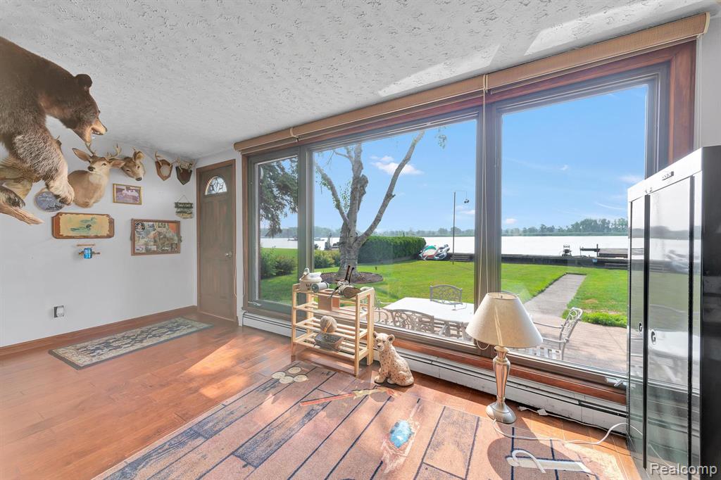 429 Edgewater, Algonac, MI 48001 — Photo 13
