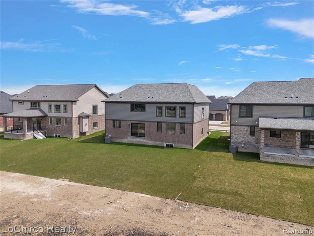 49355 LANGFORD Drive, Macomb, MI 48044 — Photo 33