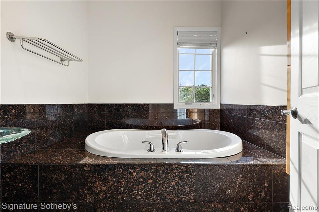 22601 Highbank Drive, Beverly Hills, MI 48025 — Photo 46