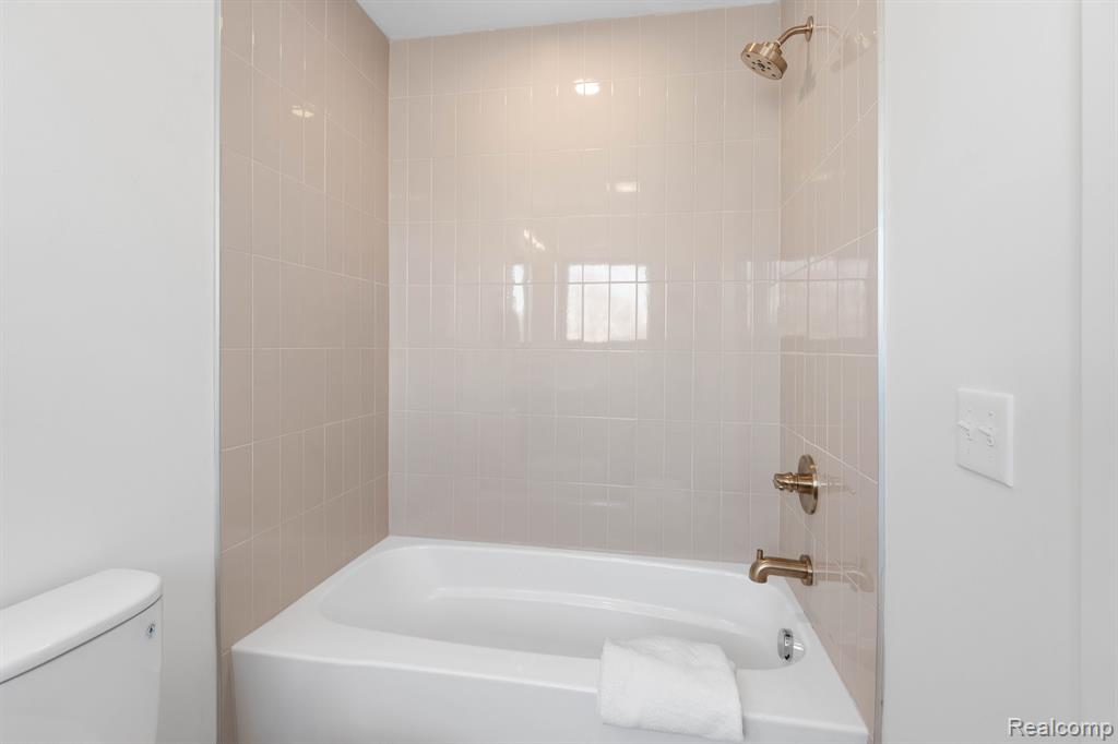 1703 Pallister, 30, Detroit, MI 48206 — Photo 24