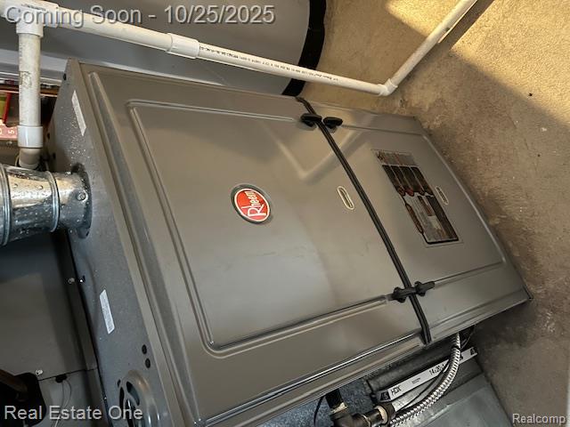 42002 Coulon Drive, Clinton Twp, MI 48038 — Photo 33