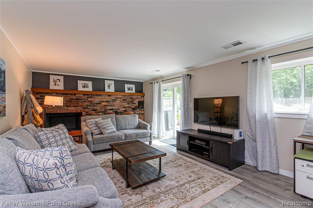 7093 Stonebrook Road, West Bloomfield, MI — Photo 45