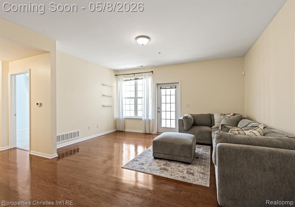 920 W Summerfield Glen Circle, Ann Arbor, MI 48103 — Photo 7