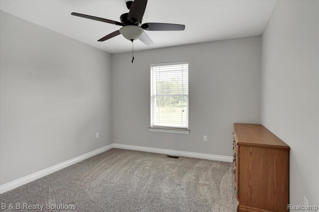 437 Angle Road, Lapeer, MI 48446 — Photo 18