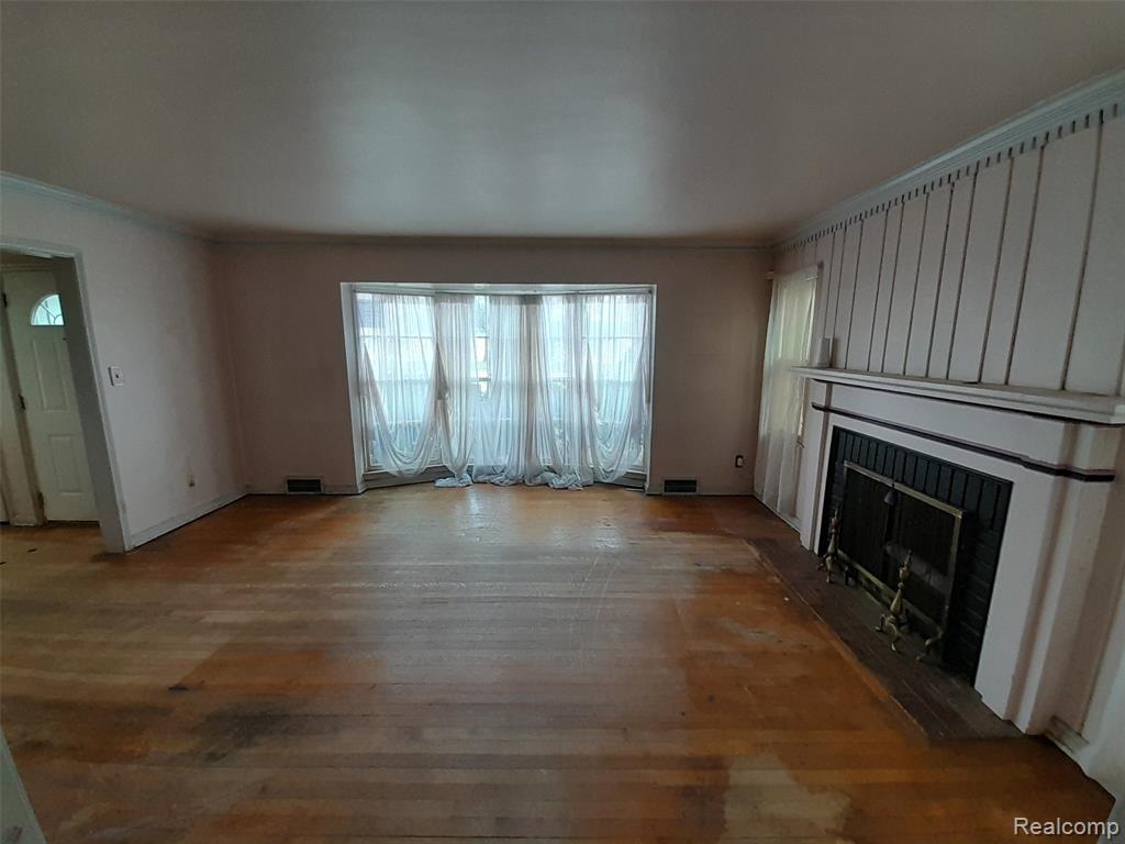 2597 W 8 Mile Road - Photo 2