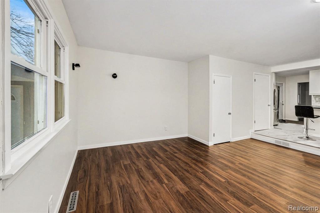 4223 KEENE Drive, Grand Blanc, MI 48439 — Photo 7