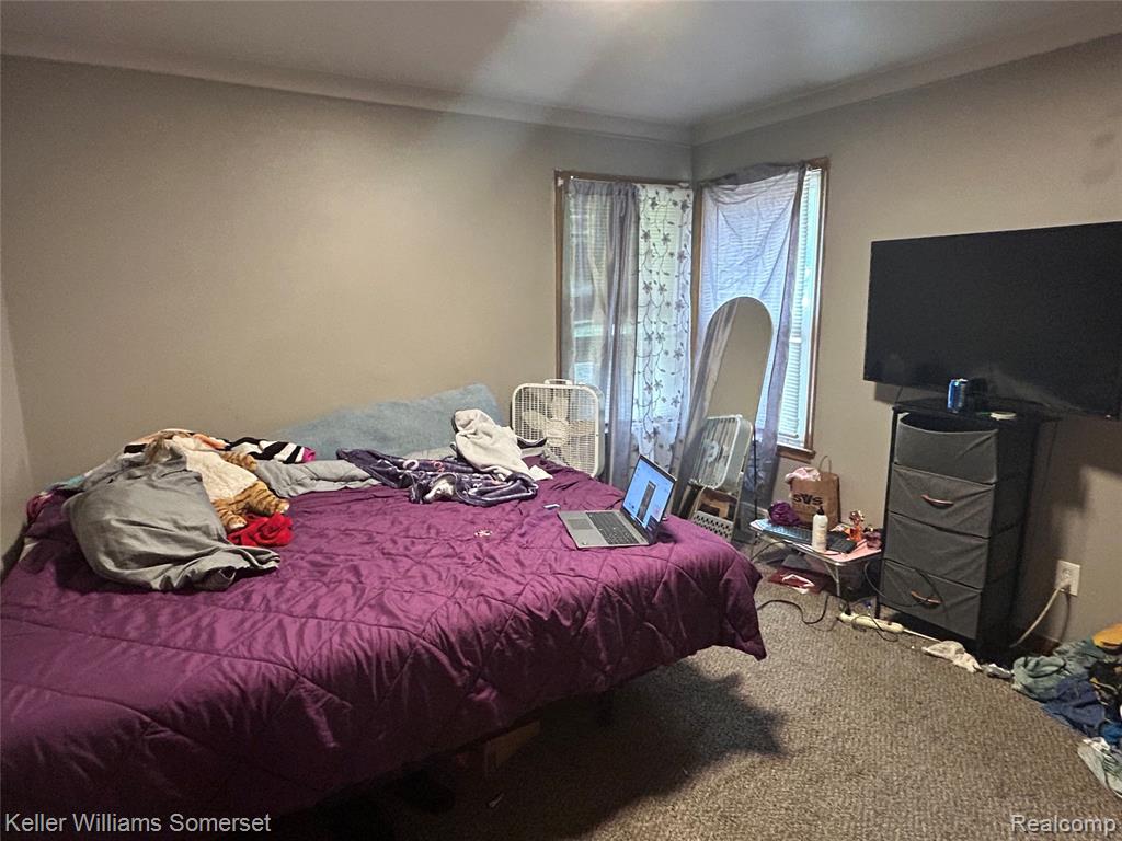 18573 Elkhart Street, Harper Woods, MI 48225 — Photo 22