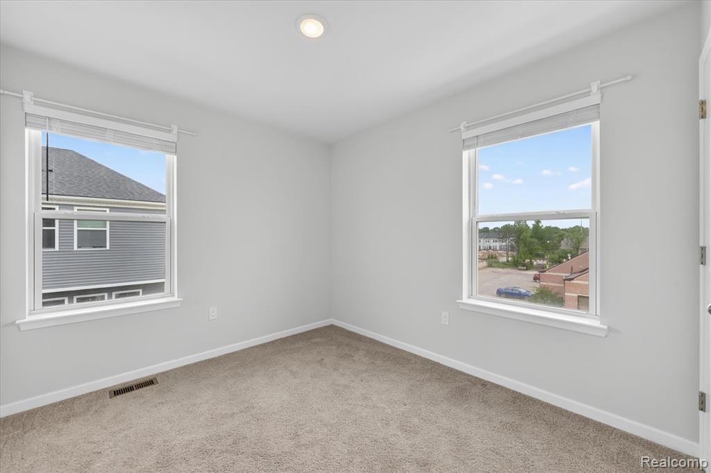 4876 E Ludlow Lane, Troy, MI 48085 — Photo 28