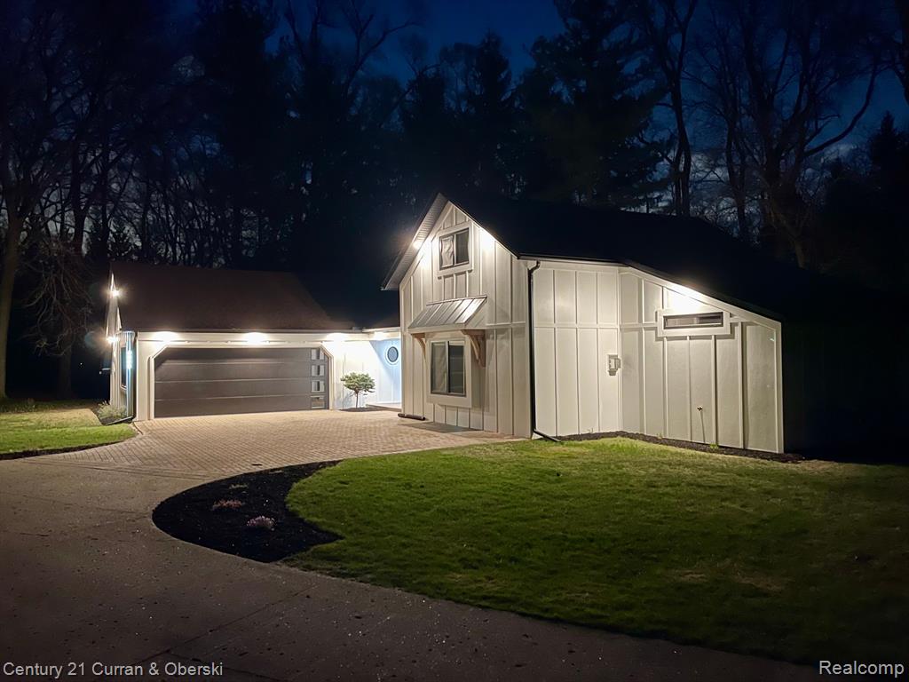 4421 W MAPLE Road, Bloomfield Hills, MI 48301 — Photo 40