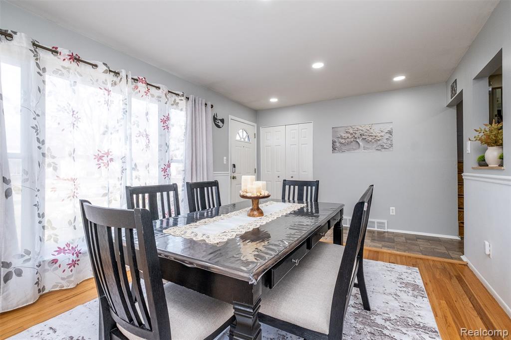 39856 Parklawn Drive, Sterling Heights, MI 48313 — Photo 8