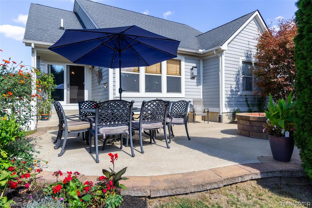 10820 Bouldercrest Drive N, South Lyon, MI 48178 — Photo 44